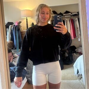perfectly oversized cropped crew black lululemon, only worn once! size 6